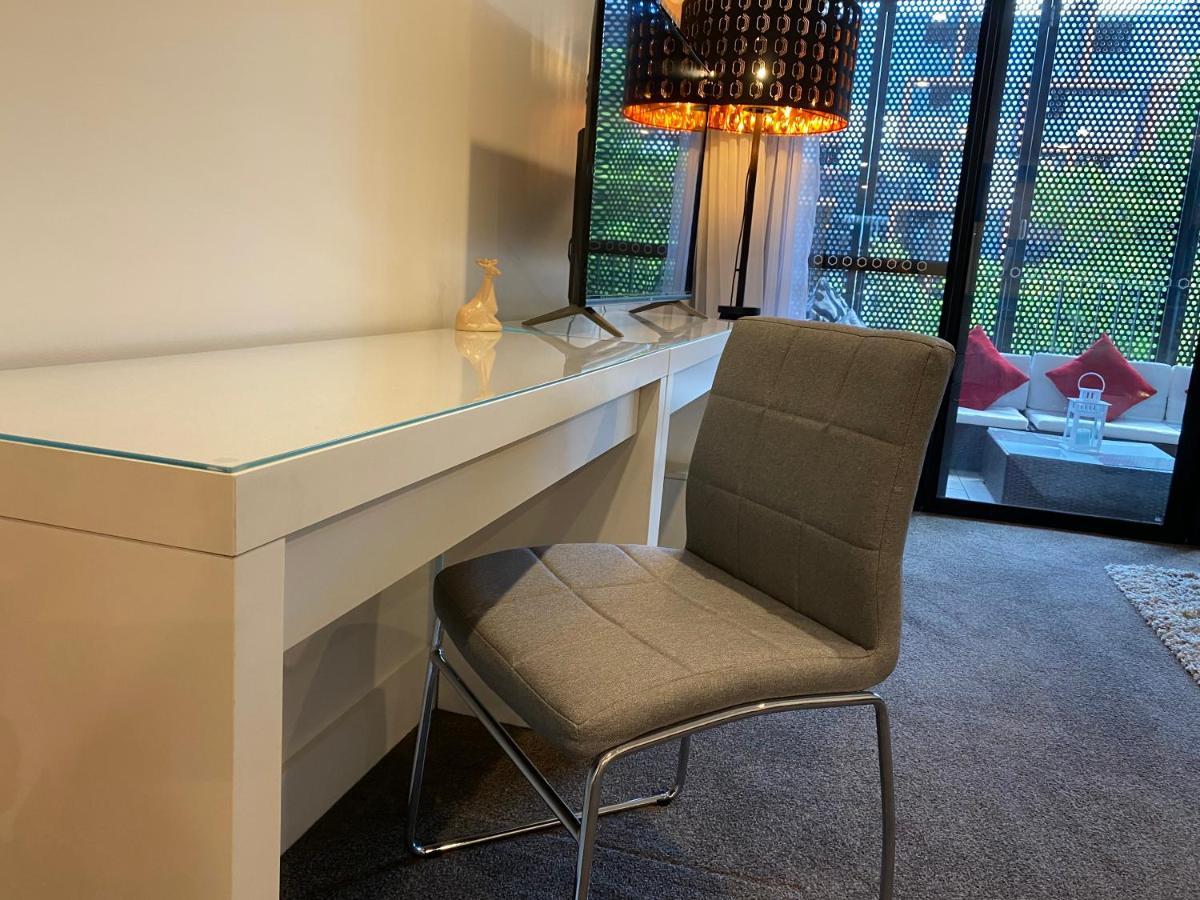The Gallery Luxe 1 Bedroom Executive Apartment In The Heart Of Braddon Wine Secure Parking Wifi Canberra Zewnętrze zdjęcie