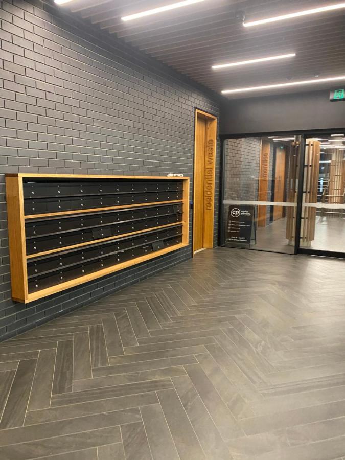 The Gallery Luxe 1 Bedroom Executive Apartment In The Heart Of Braddon Wine Secure Parking Wifi Canberra Zewnętrze zdjęcie